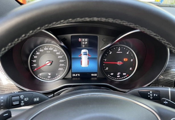 Mercedes-Benz Klasa V cena 329000 przebieg: 18000, rok produkcji 2021 z Kraków małe 379